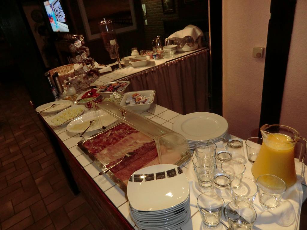 Hotel Garni Julia Линних Экстерьер фото