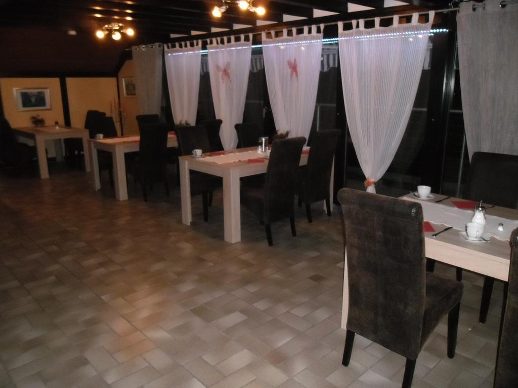 Hotel Garni Julia Линних Экстерьер фото