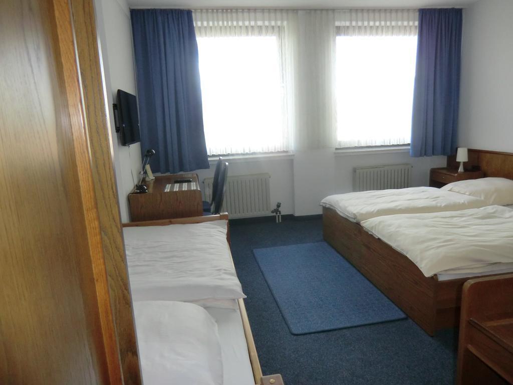 Hotel Garni Julia Линних Номер фото