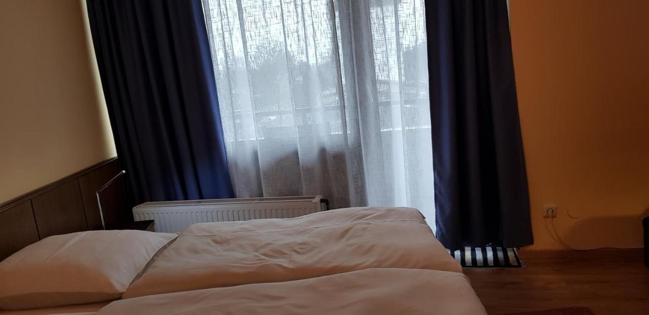 Hotel Garni Julia Линних Экстерьер фото