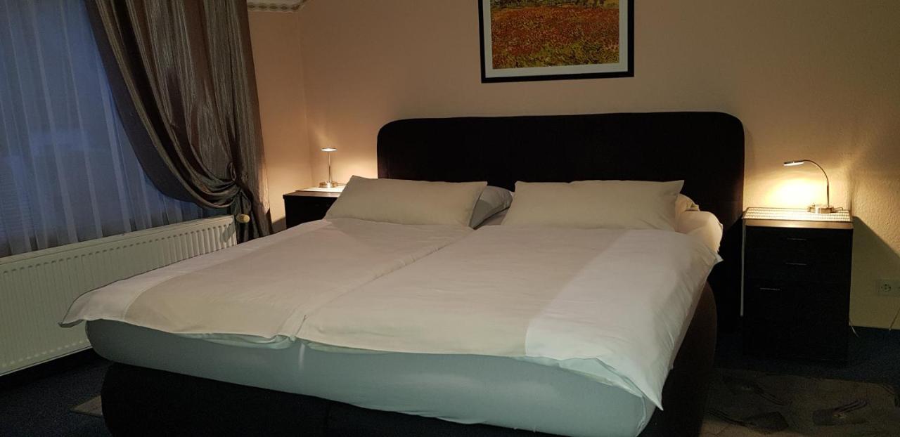 Hotel Garni Julia Линних Экстерьер фото